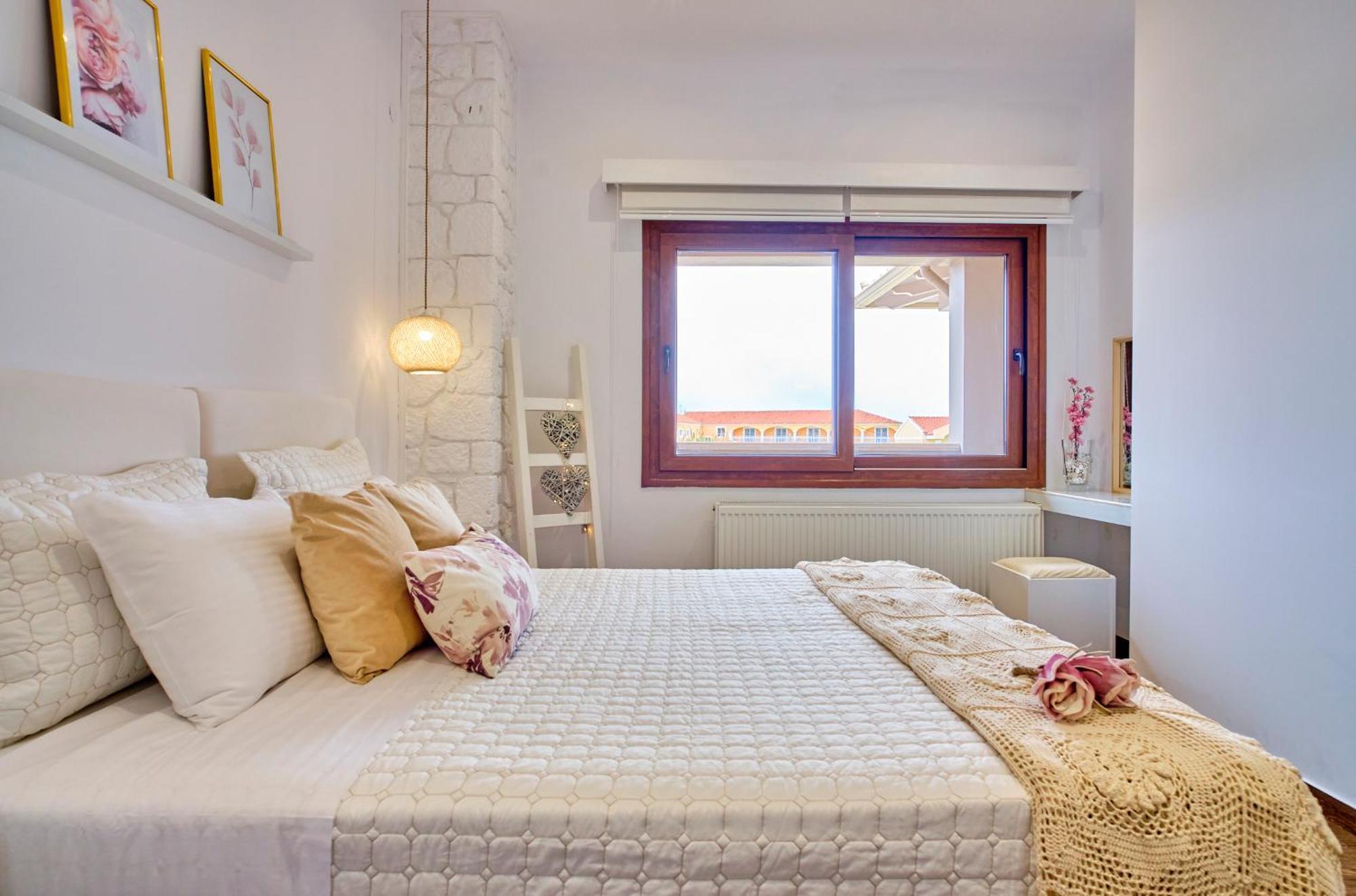 Elena Luxury Suite Agios Stefanos Agios Stefanos Avliotes  Ngoại thất bức ảnh